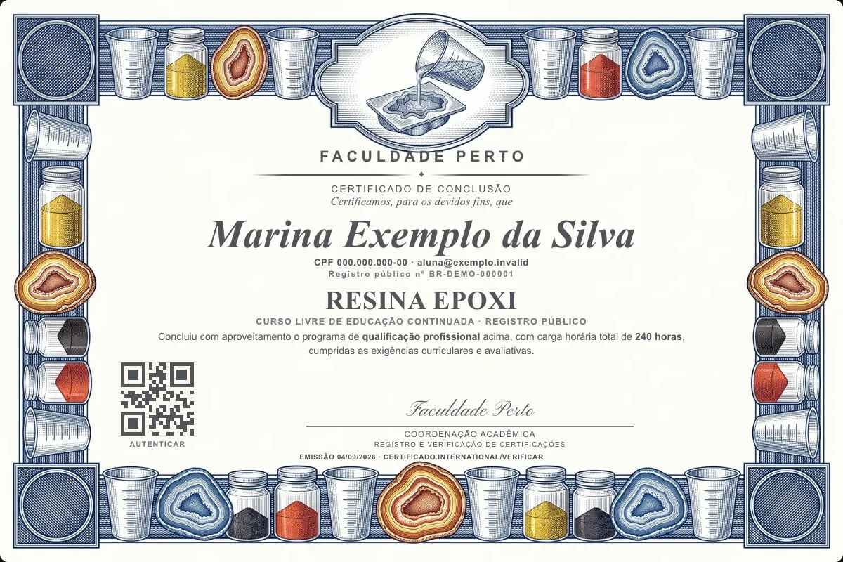 Modelo do certificado do curso de Resina Epoxi grátis: registro público, QR de verificação e assinaturas — exemplo com dados fictícios.