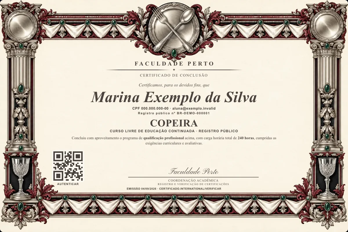 Modelo do certificado do curso de Copeira grátis: registro público, QR de verificação e assinaturas — exemplo com dados fictícios.
