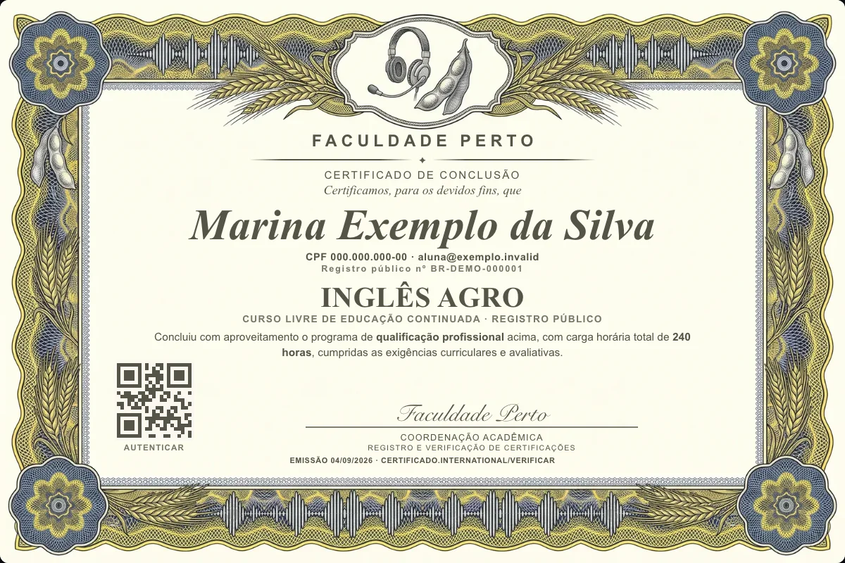 Modelo do certificado do curso de Inglês Agro grátis: registro público, QR de verificação e assinaturas — exemplo com dados fictícios.
