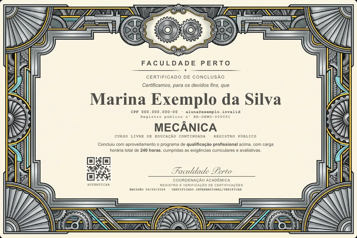 Modelo do certificado do curso de Mecânica grátis: registro público, QR de verificação e assinaturas — exemplo com dados fictícios.