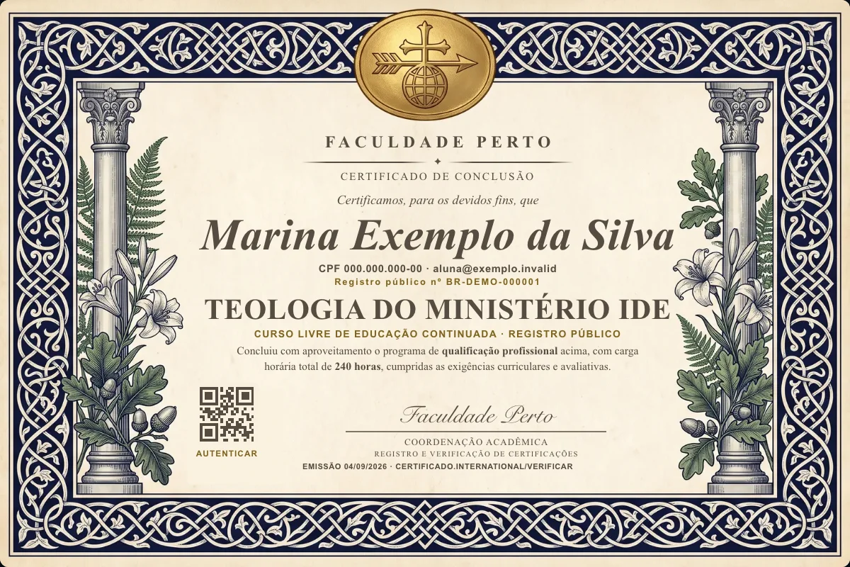 Modelo do certificado do curso de Teologia do Ministério Ide grátis: registro público, QR de verificação e assinaturas — exemplo com dados fictícios.