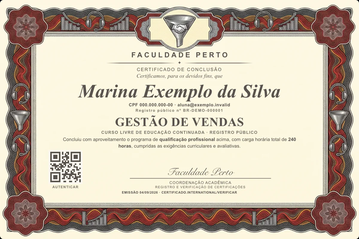 Modelo do certificado do curso de Gestão de Vendas grátis: registro público, QR de verificação e assinaturas — exemplo com dados fictícios.