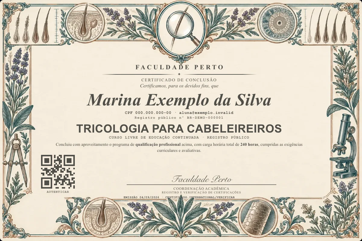 Modelo do certificado do curso de Tricologia para Cabeleireiros grátis: registro público, QR de verificação e assinaturas — exemplo com dados fictícios.