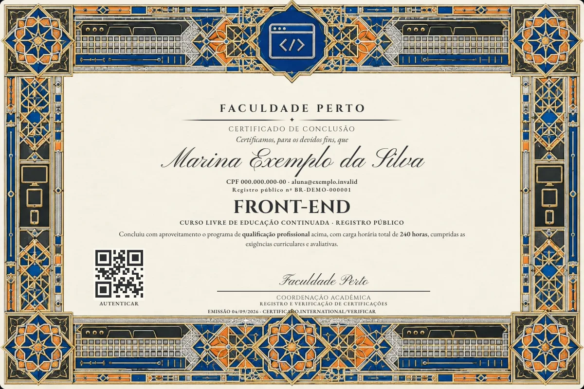 Modelo do certificado do curso de Front-end grátis: registro público, QR de verificação e assinaturas — exemplo com dados fictícios.