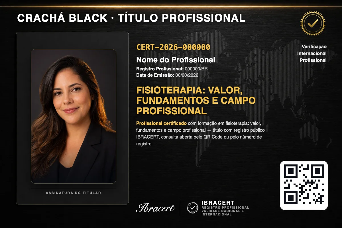 Crachá profissional black do Faculdade Perto com título de Fisioterapia: Valor, Fundamentos e Campo Profissional, número de registro e QR Code. Dados fictícios.
